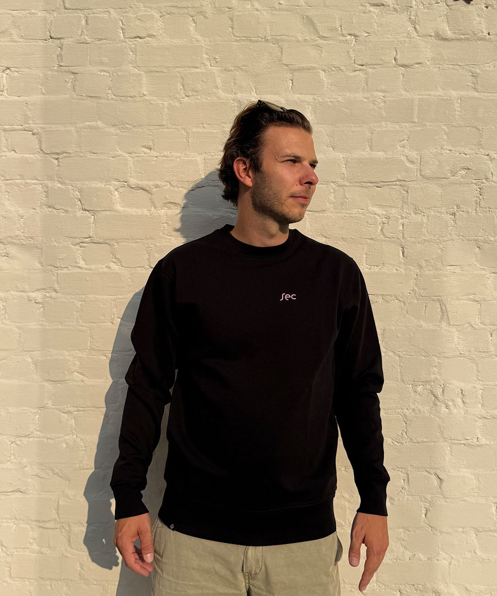 Sheboygan Sweater — Black